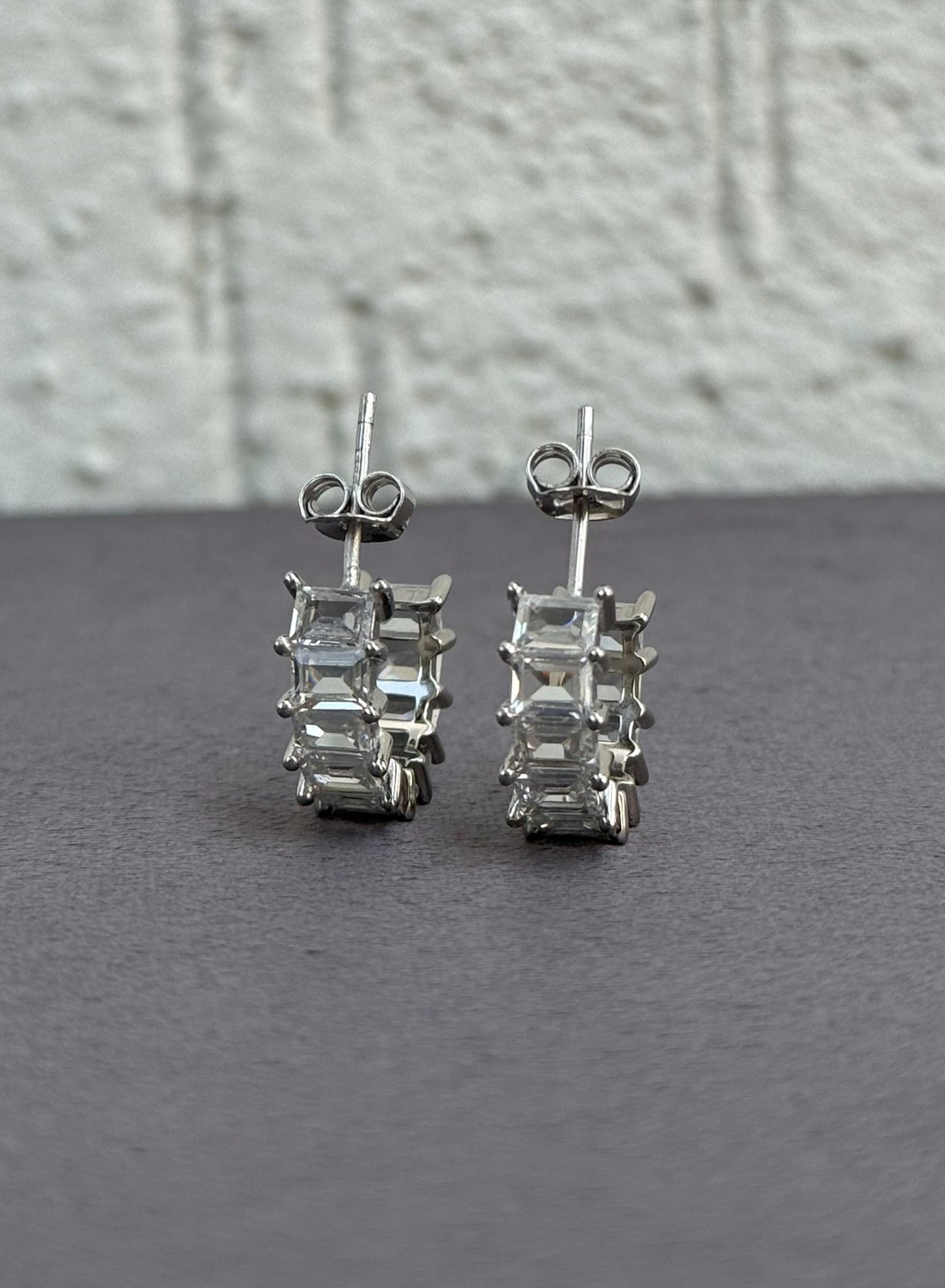 Square Cut Hoop Earrings - Elegant Design - Sterling Silver 925 with Cubic Zirconia - Plated Rhodium White Gold 18K