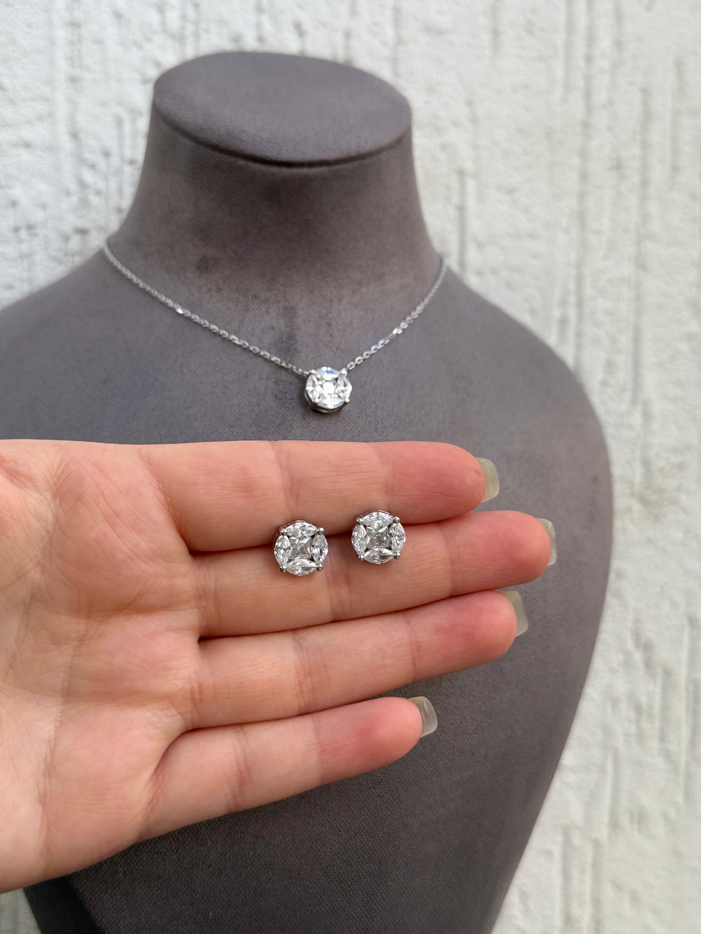 Classic Solitaire Jewelry Set - Necklace and Earrings - Sterling Silver 925 with Zircon Stones Plated Rhodium White Gold 18K