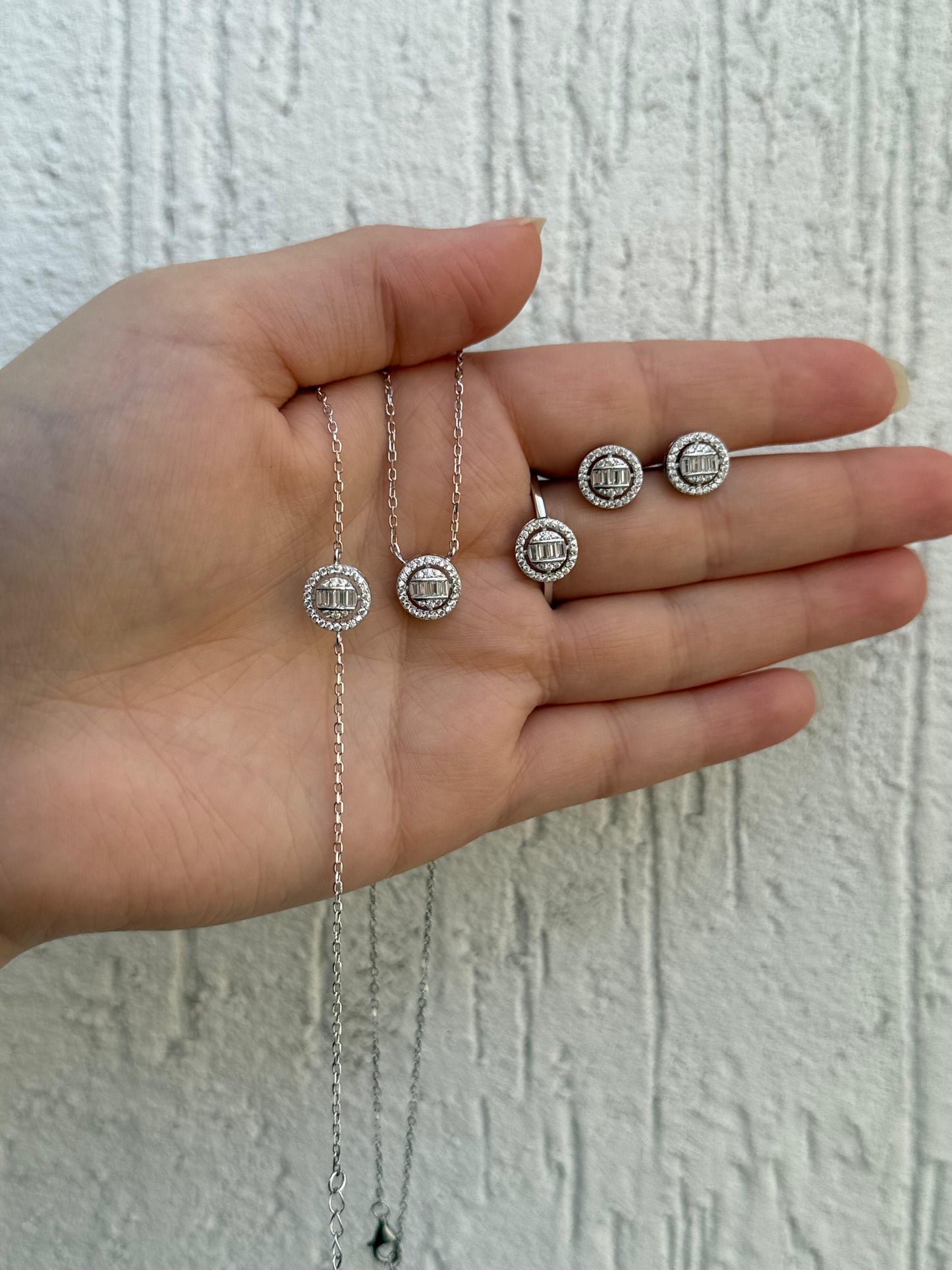 Radiant Circle Jewelry Set - Intricate Circle Design - Sterling Silver 925 with Zircon Stones Plated Rhodium White Gold 18K