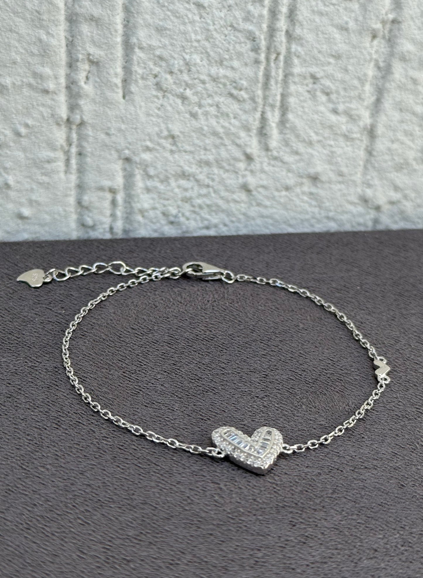 Heart Charm Zircon Bracelet - Adjustable - Sterling Silver 925 with Zircon Stones - Plated Rhodium White Gold 18K