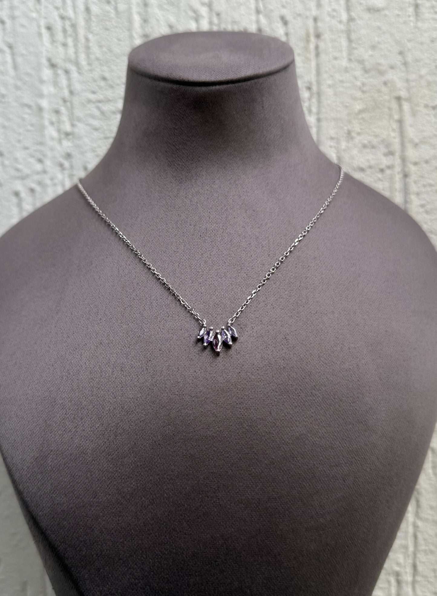 “Purple Stone Pendant Necklace - Sterling Silver 925 with Zircon Stones-Plated rhodium White Gold 18K”