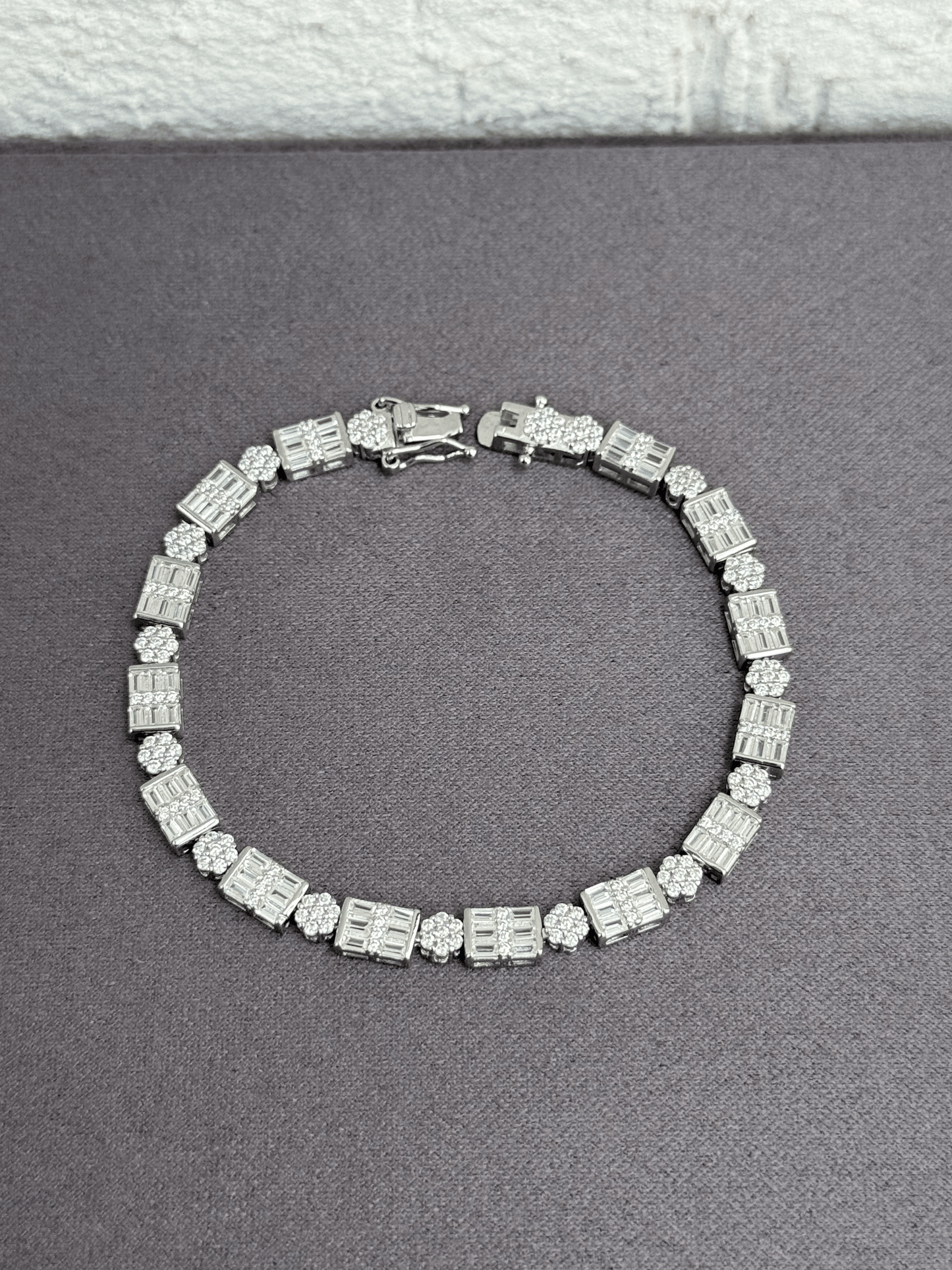 Prismatic Beam Bracelet - Sterling Silver 925 with Zircon and Baguette Stones