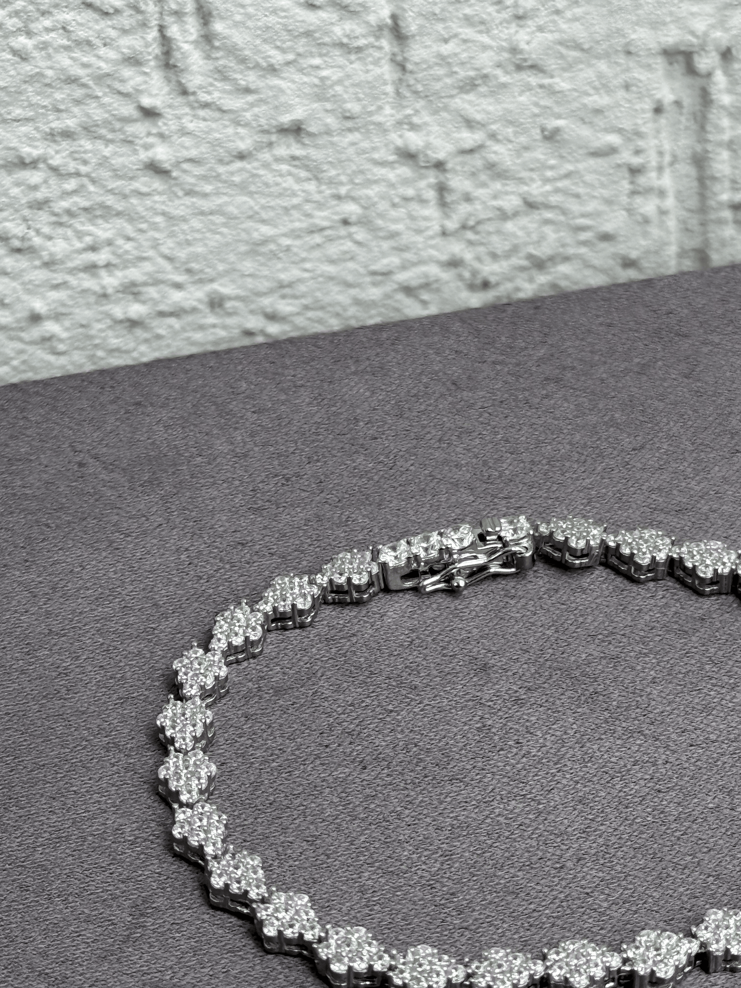 Radiant Bloom Bracelet - Sterling Silver 925 with Sparkling Zircon Stones