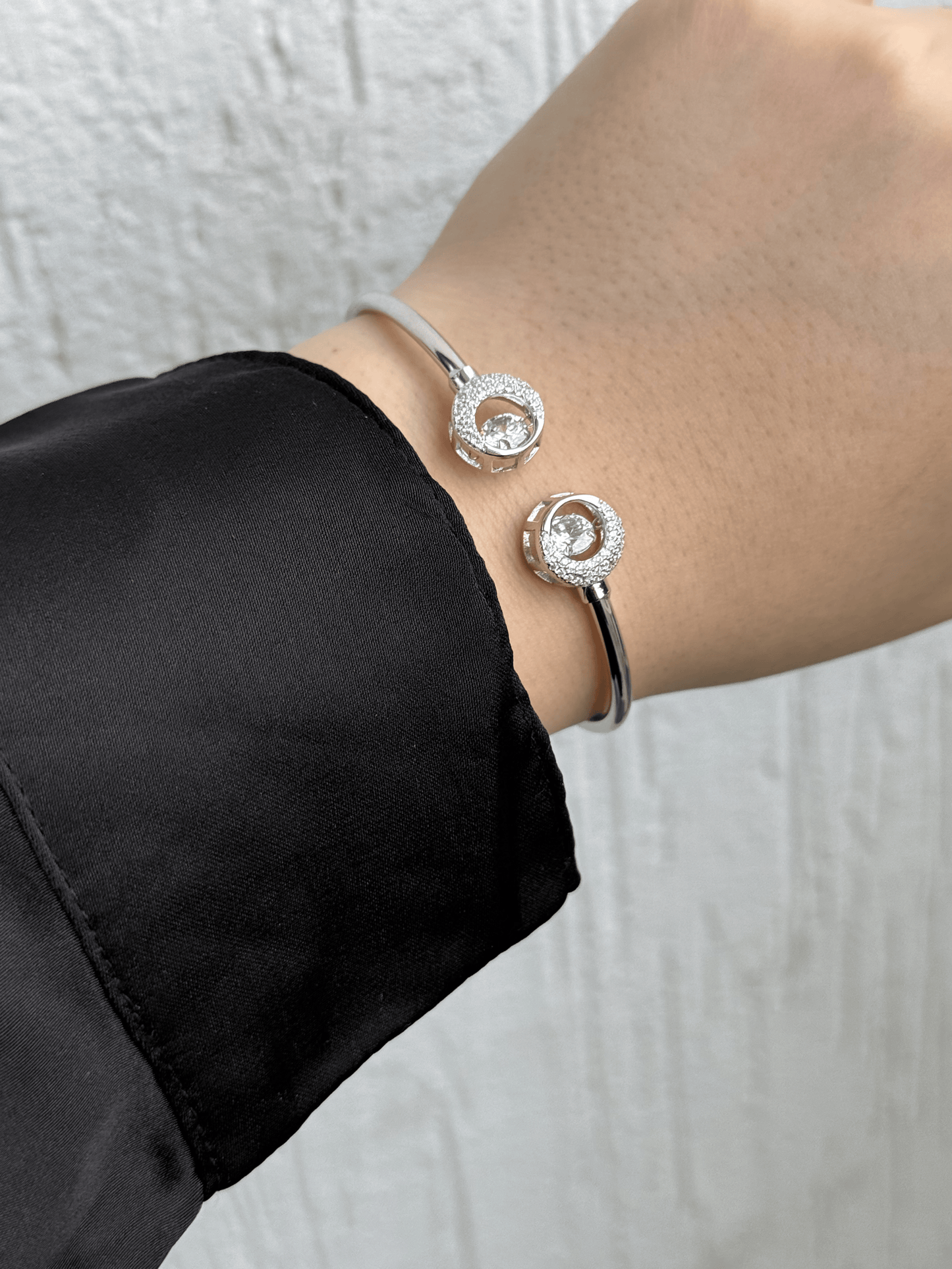 Circle Charm Bangle - Adjustable - Sterling Silver 925 with Zircon Stones