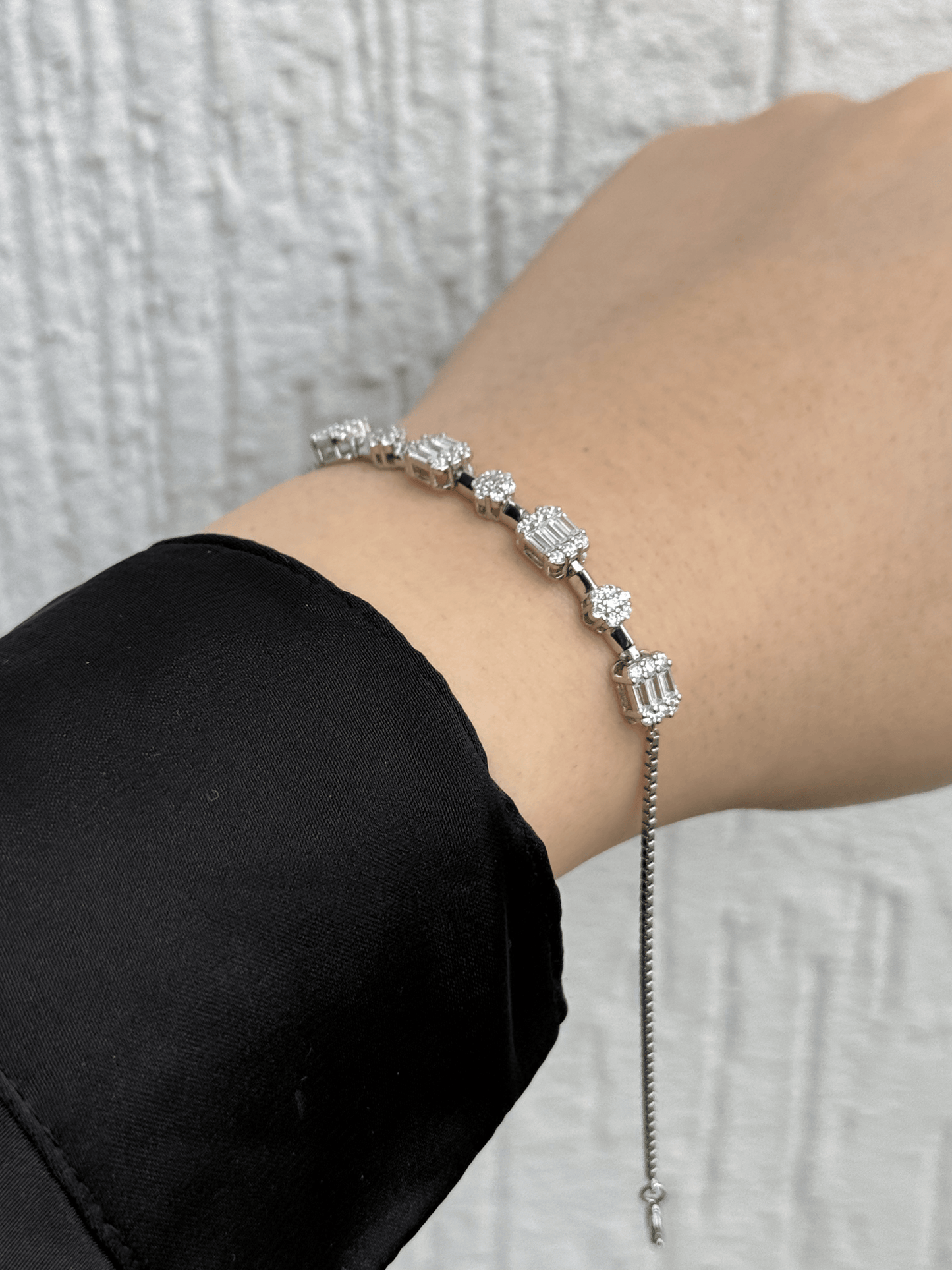 Celestial Grace Bracelet - Adjustable Sterling Silver 925 with Zircon and Baguett