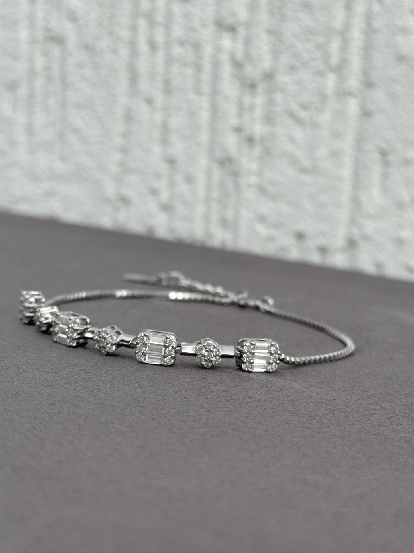 Celestial Grace Bracelet - Adjustable Sterling Silver 925 with Zircon and Baguett