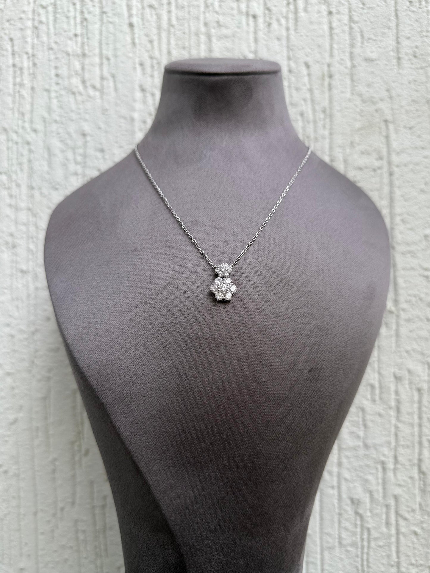 Flower Charm Pendant Necklace - Sterling Silver 925 with Zircon Stones - Plated Rhodium White Gold 18K