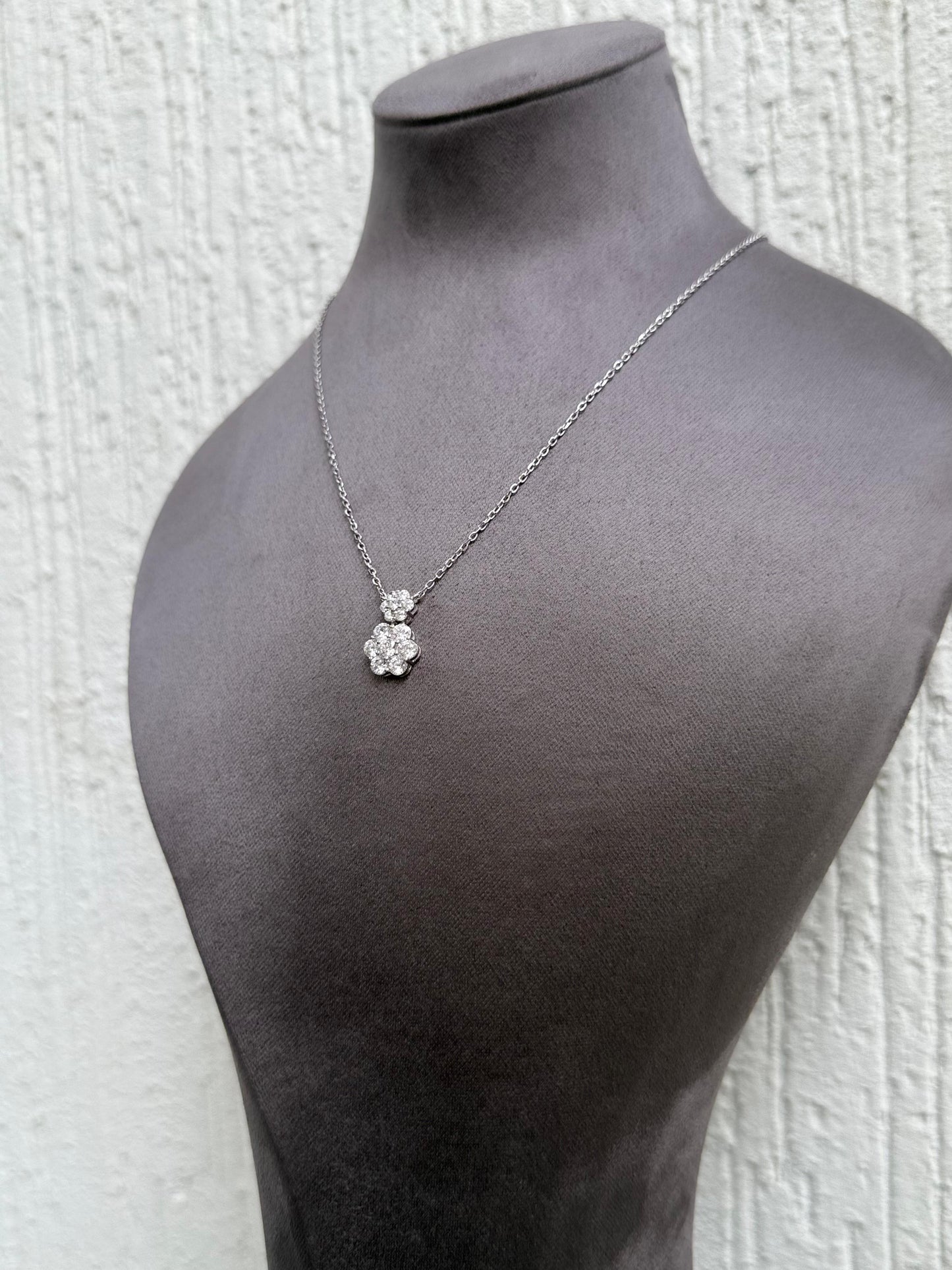 Flower Charm Pendant Necklace - Sterling Silver 925 with Zircon Stones - Plated Rhodium White Gold 18K