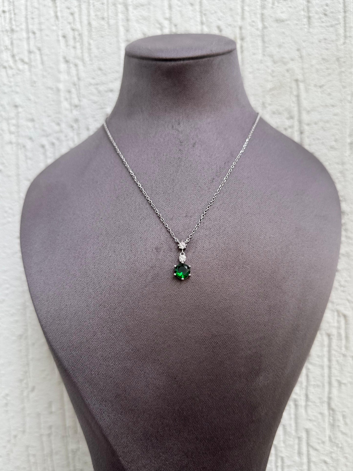 “Green Stone Pendant Necklace - Sterling Silver 925 with Zircon Stones-Plated Rhodium White Gold 18K”