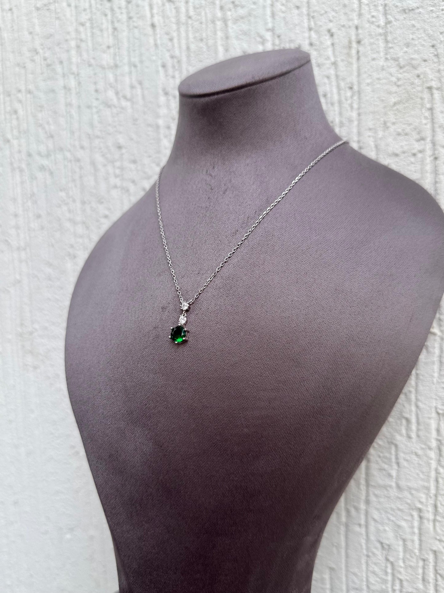 “Green Stone Pendant Necklace - Sterling Silver 925 with Zircon Stones-Plated Rhodium White Gold 18K”