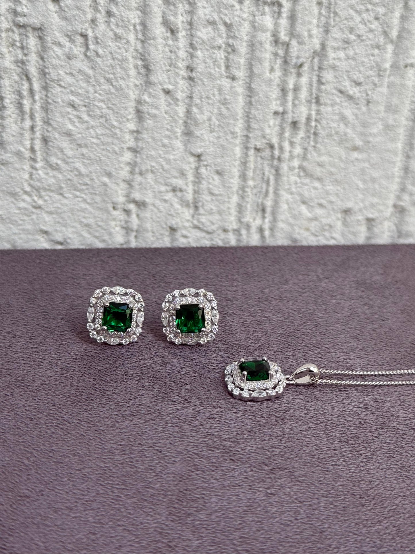 Square Sapphire Green Necklace and Earring Set - Classic Design - Sterling Silver 925 with Sapphire and Zircon Stones Plated Rhodium White Gold 18K