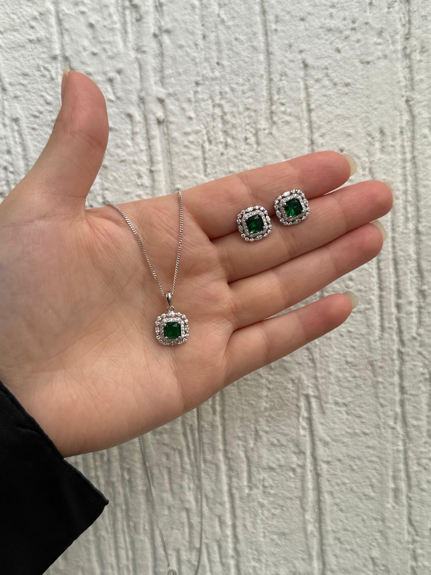 Square Sapphire Green Necklace and Earring Set - Classic Design - Sterling Silver 925 with Sapphire and Zircon Stones Plated Rhodium White Gold 18K