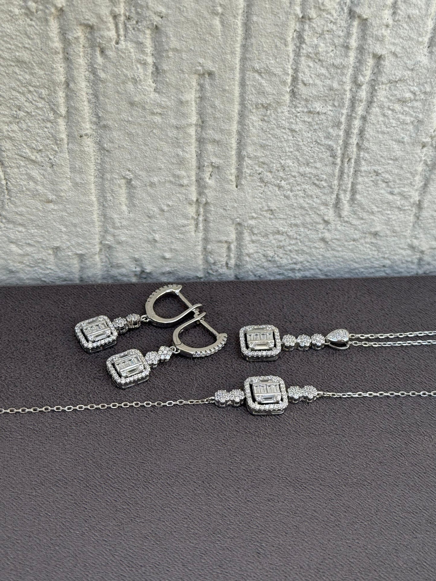 Baguette And Zircon Stone Jewelry Set - Drop Design - Sterling Silver 925 with Zircon Stones Plated Rhodium White Gold 18K