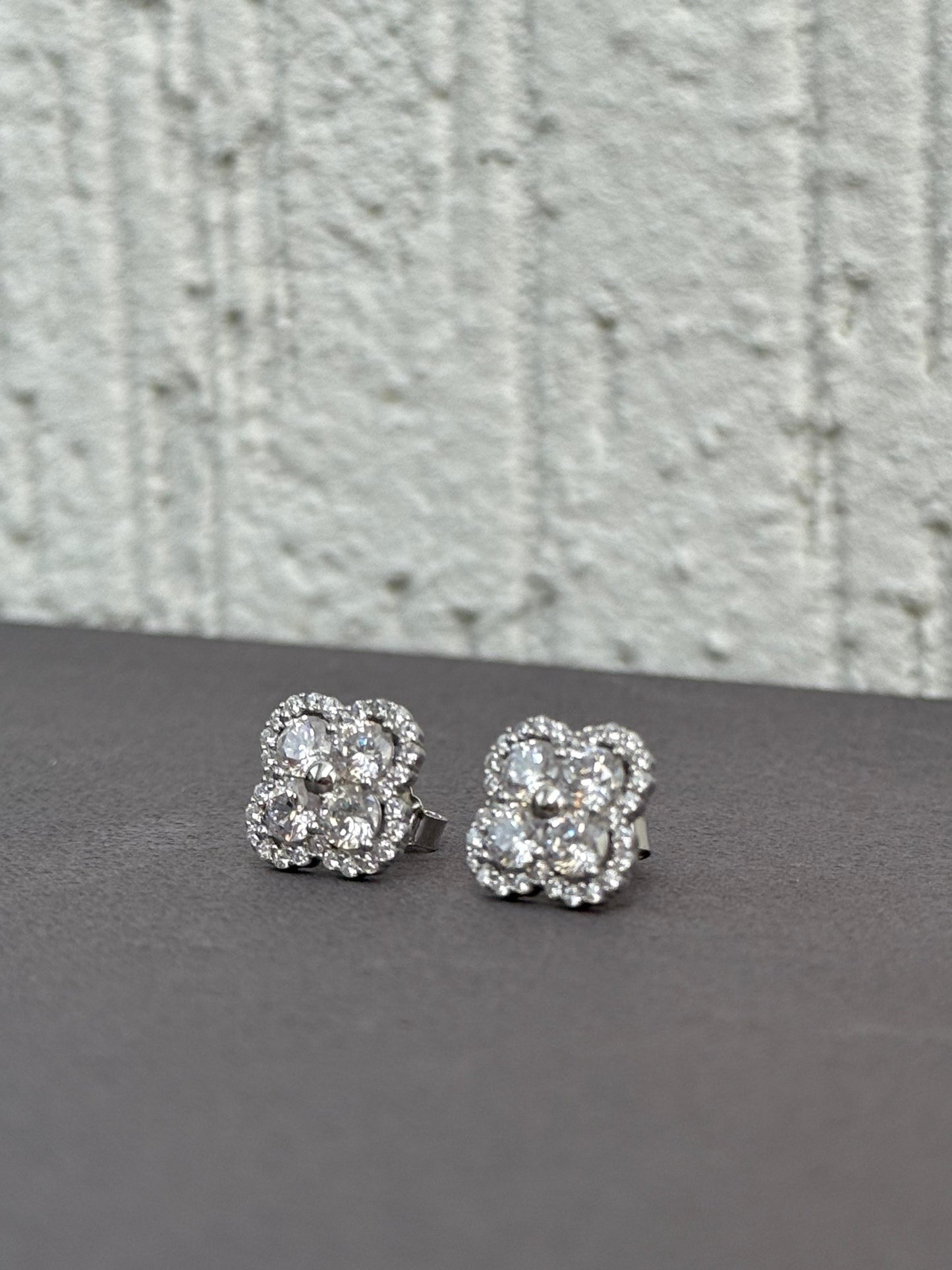 Flower Shape Earrings - Intricate Design - Sterling Silver 925 with Zircon Stones - Plated Rhodium White Gold 18K