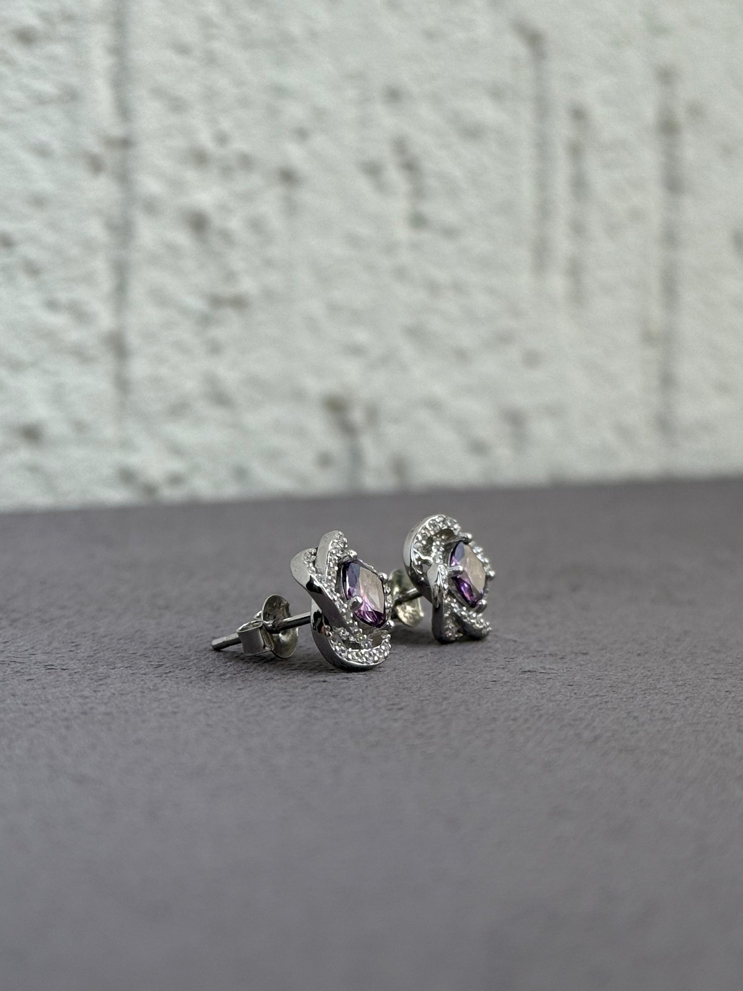 Amethyst Flower Earrings - Purple Stone - Sterling Silver 925 with Cubic Zirconia - Plated Rhodium White Gold 18K